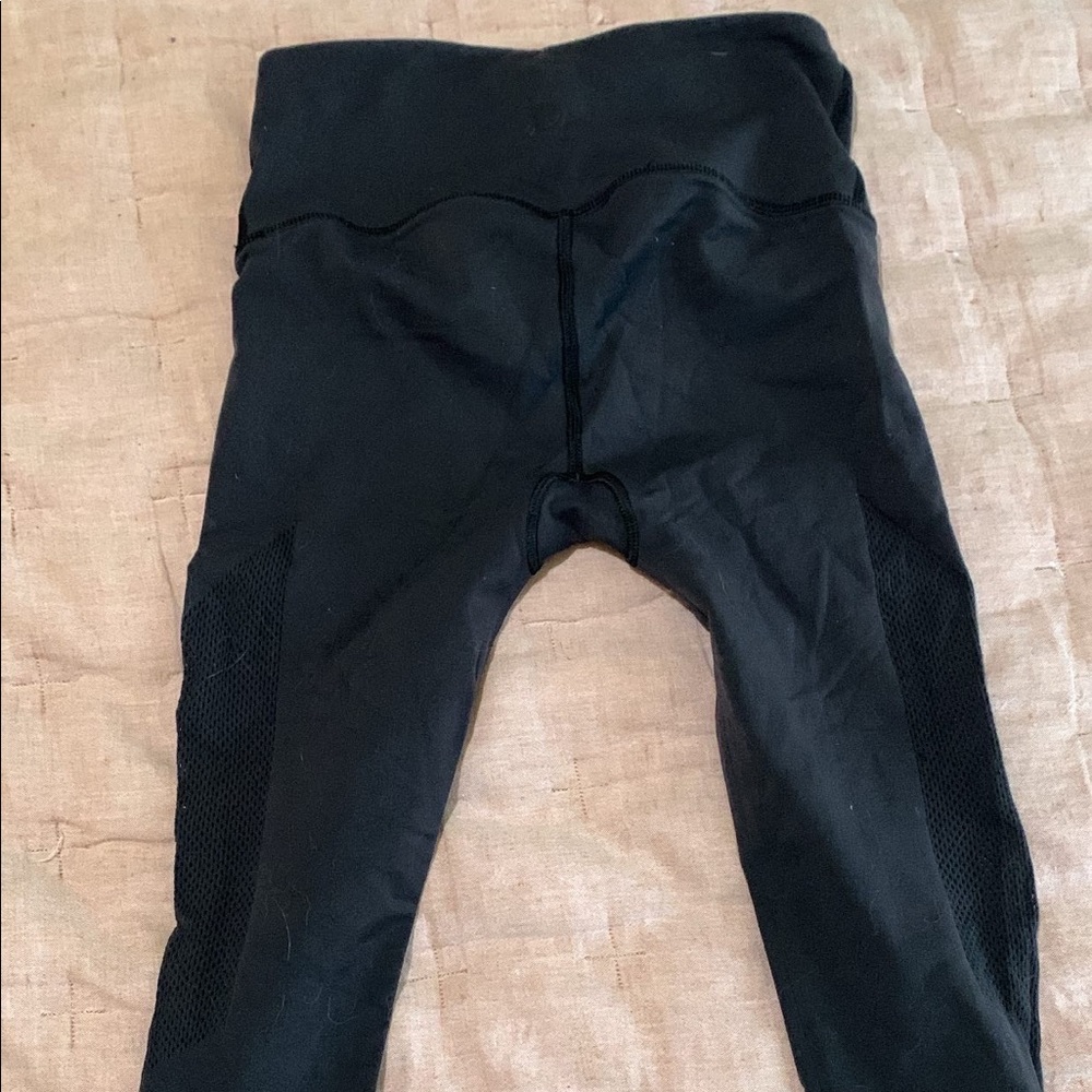 Lululemon capris, size 0